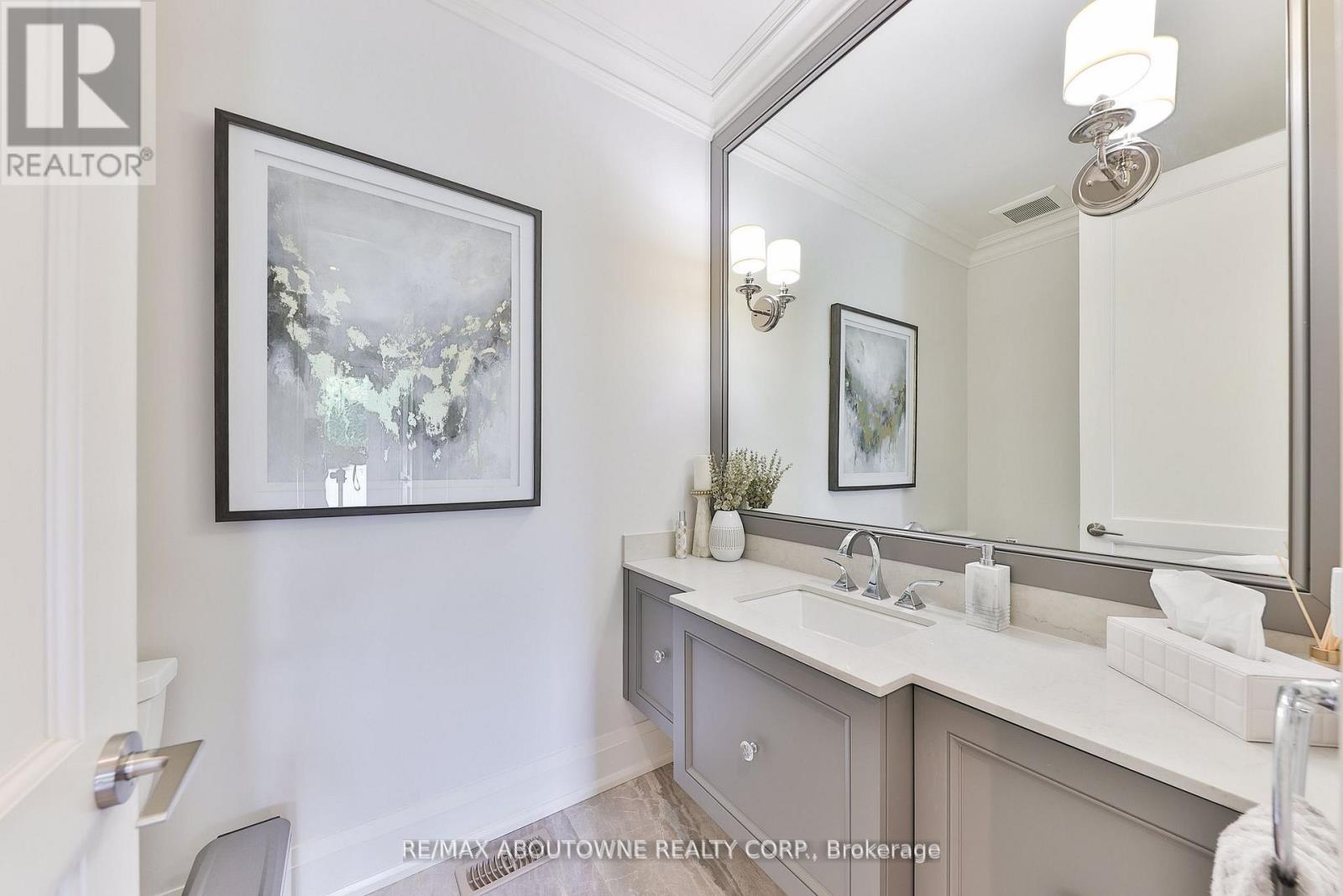 408 SAVILLE CRESCENT - 18
