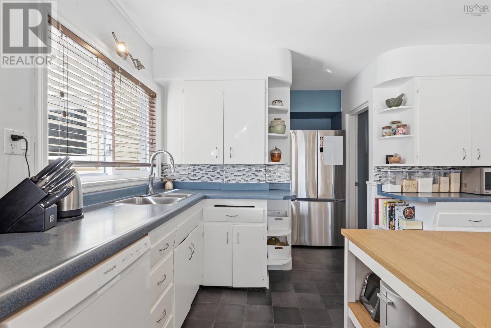 46 & 46A Rufus Avenue - 14