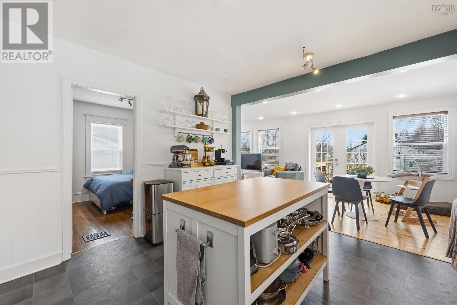Property 21 of 44 of 46 & 46A Rufus Avenue