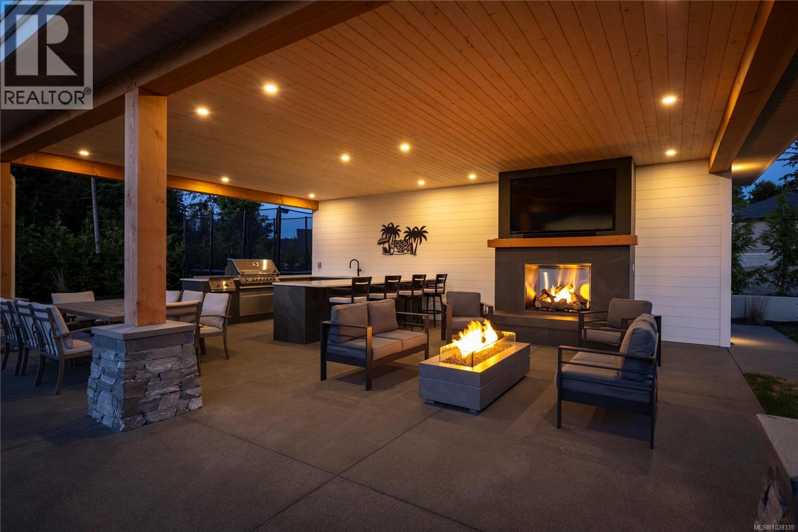 7399 Sunbury Rd - 66