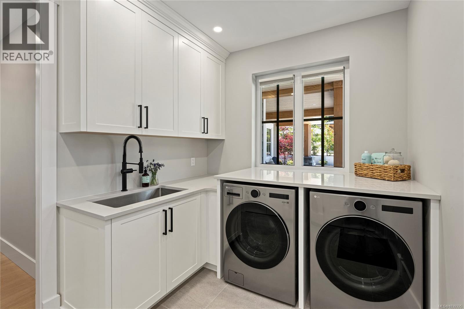 7399 Sunbury Rd - 41