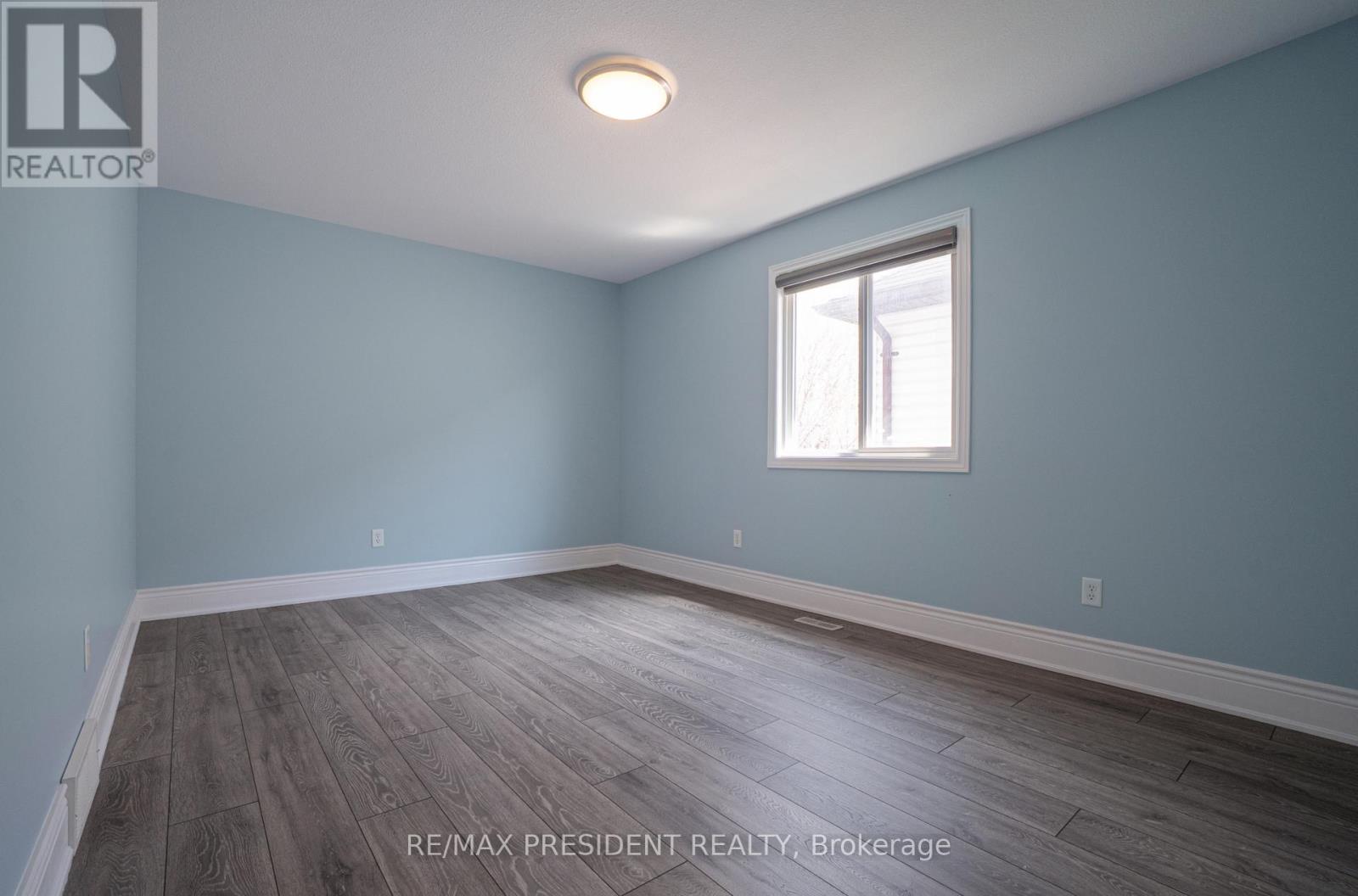 1565 MICKLEBOROUGH COURT - 25