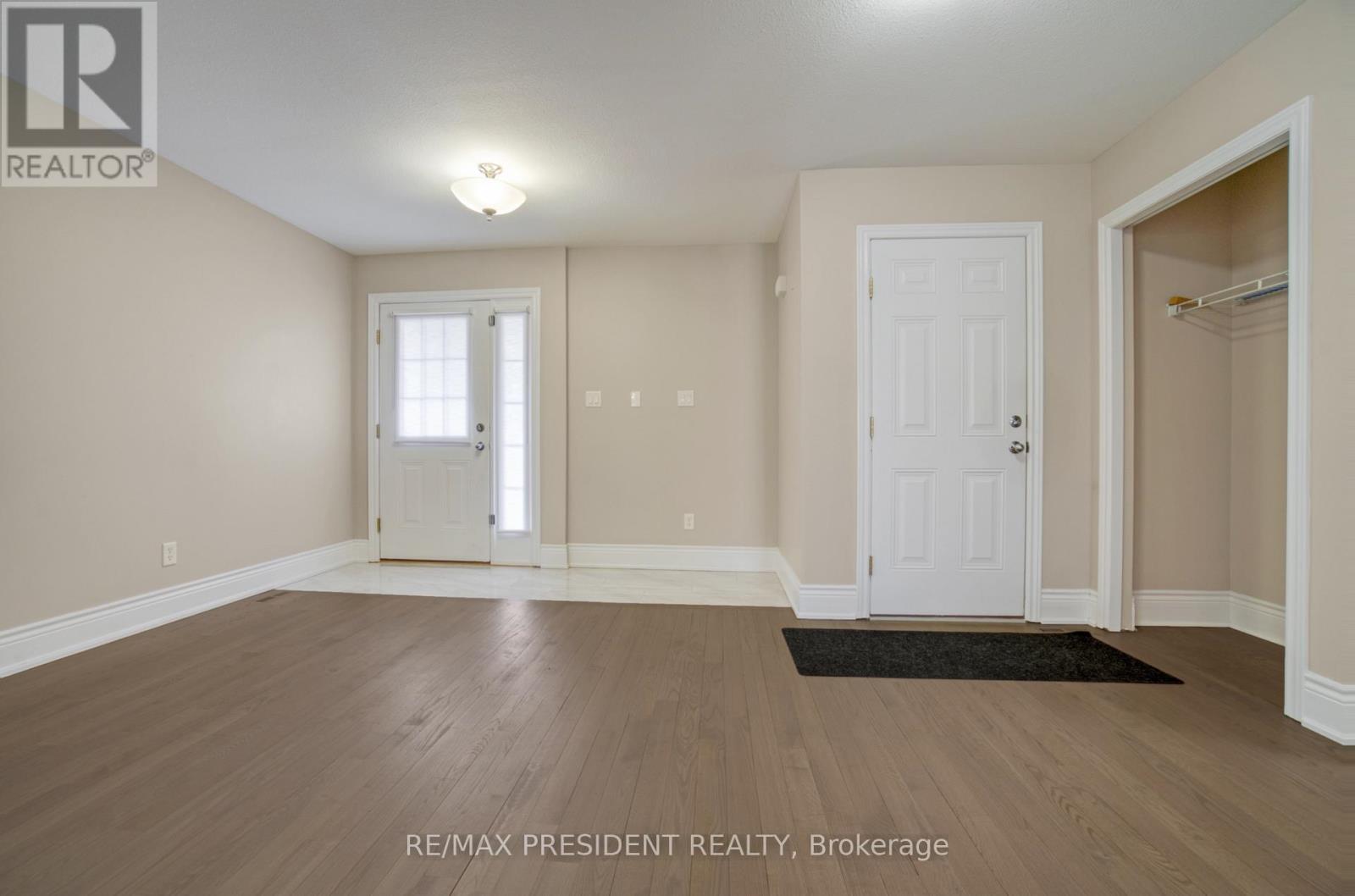 1565 MICKLEBOROUGH COURT - 4