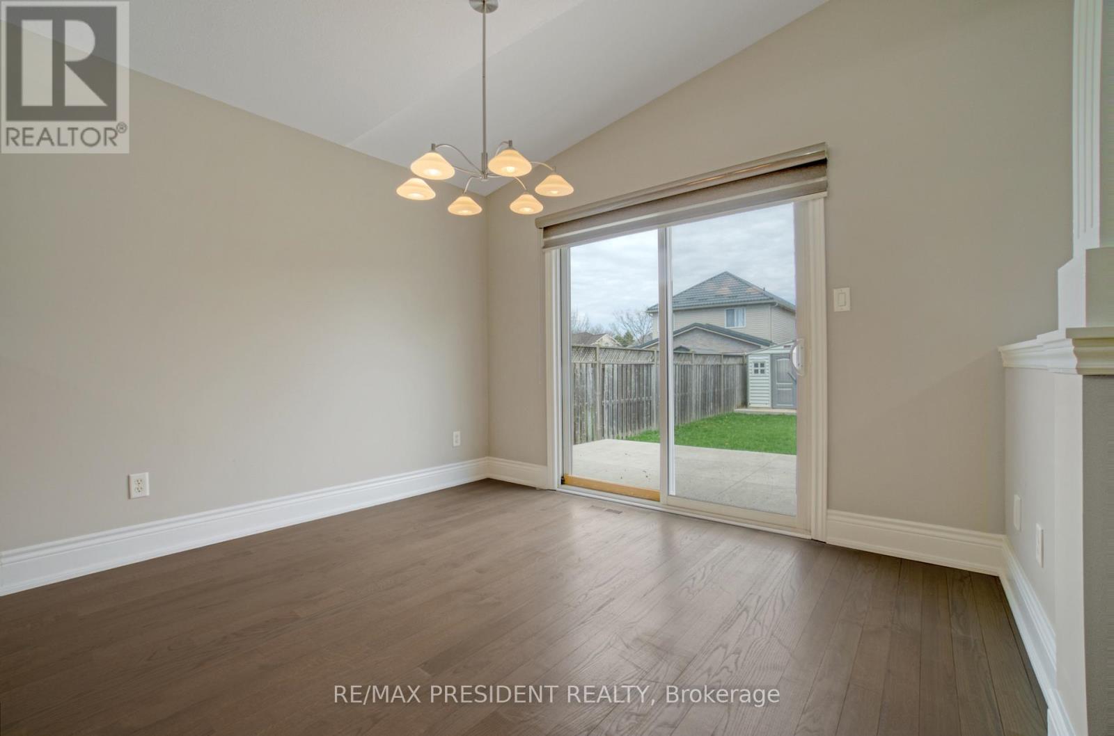 1565 MICKLEBOROUGH COURT - 7
