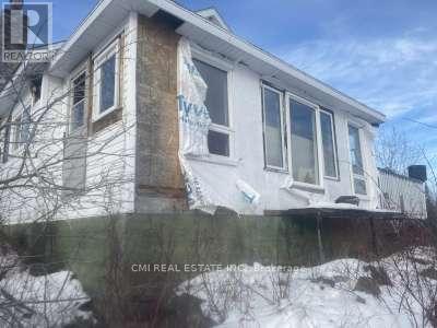 22 GRIZZLY STREET - 3