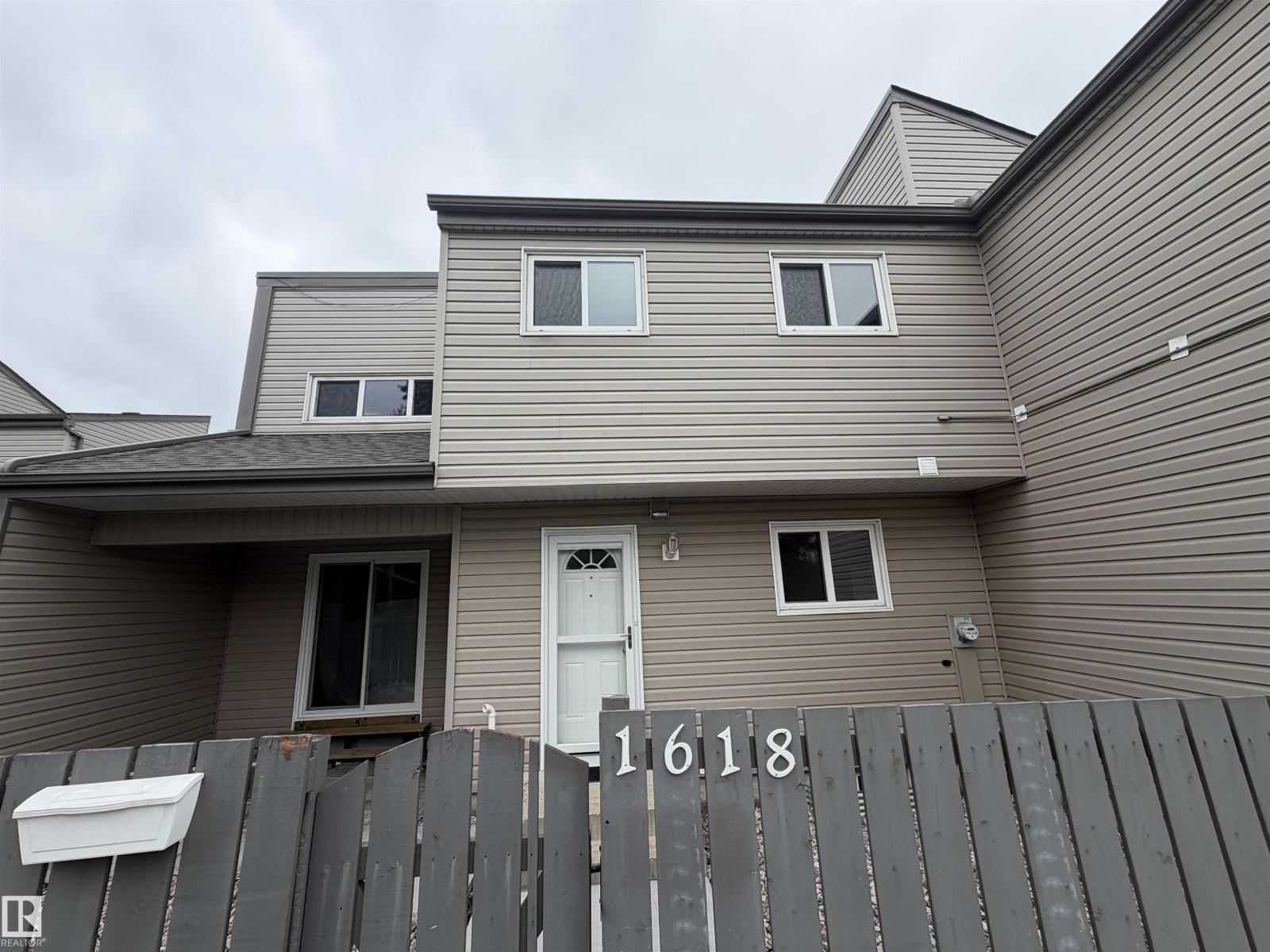 1618 Lakewood RD W NW - Image 2