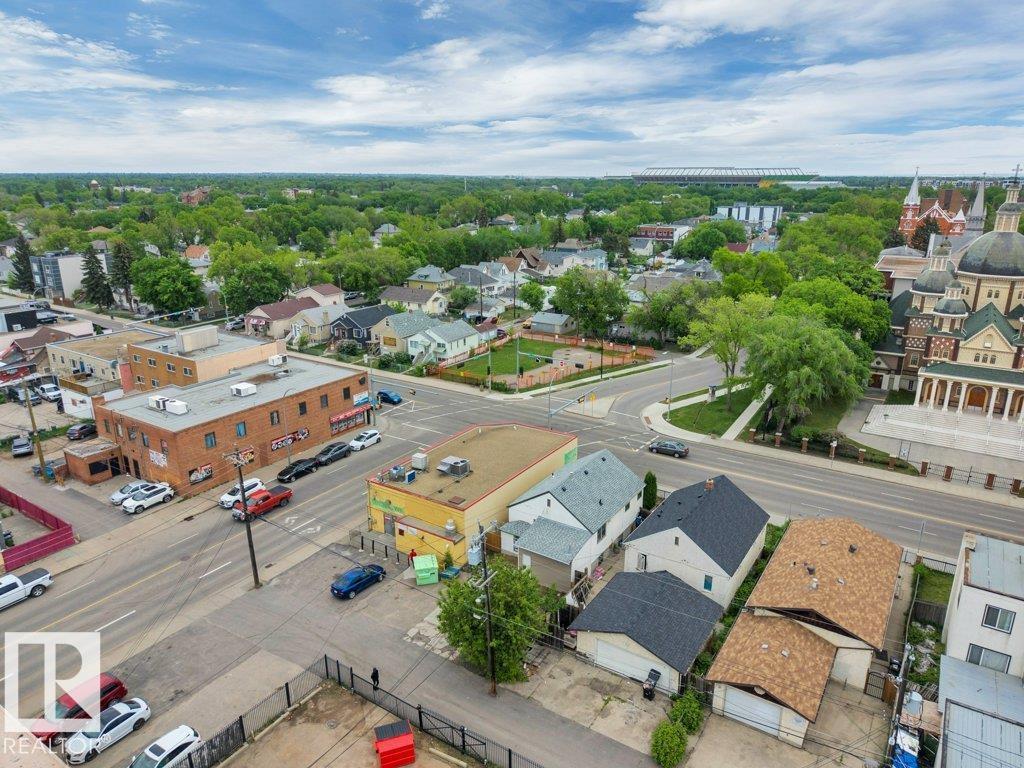 10844 97 ST NW - 41