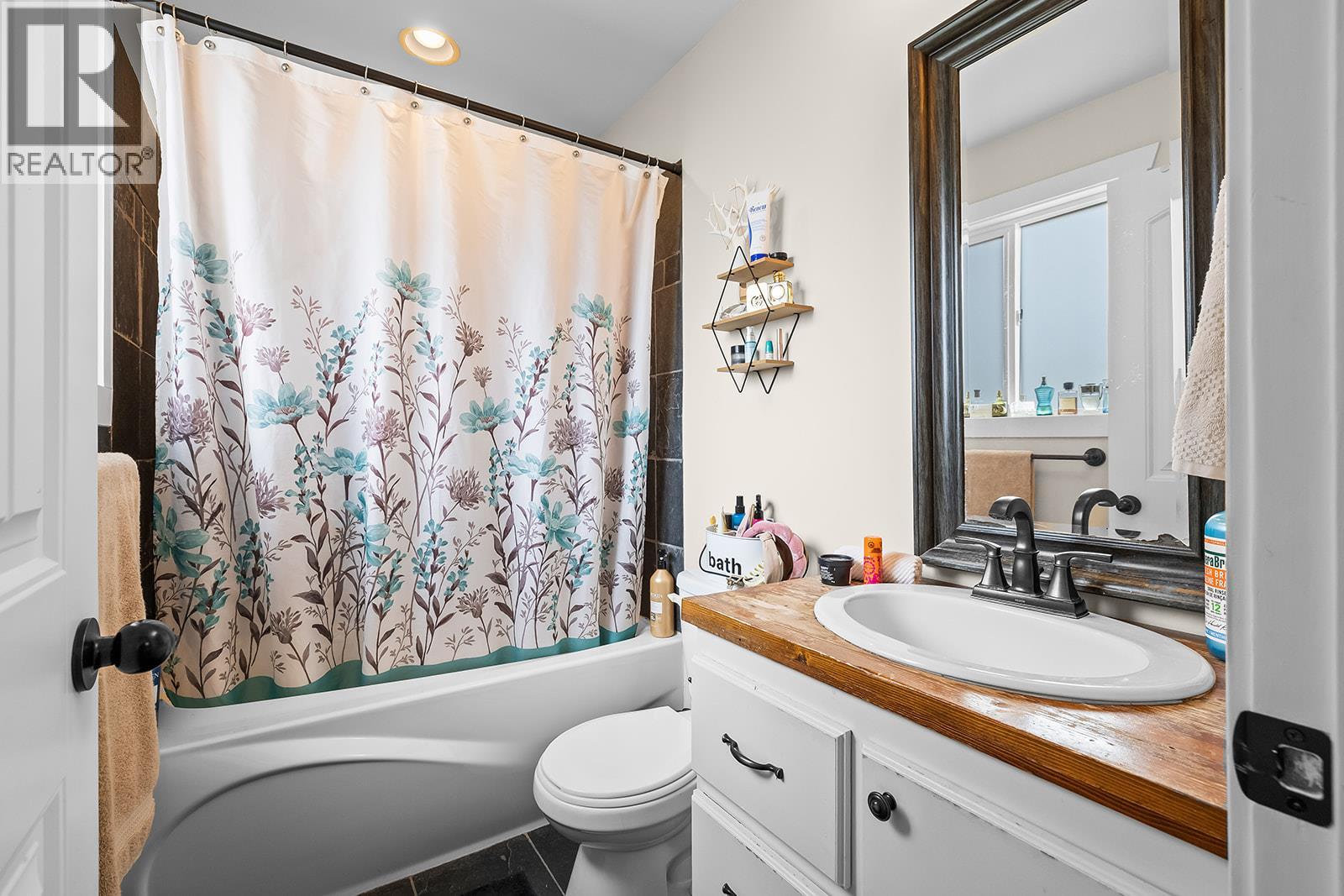 10108 Kel Vern Crescent - 23