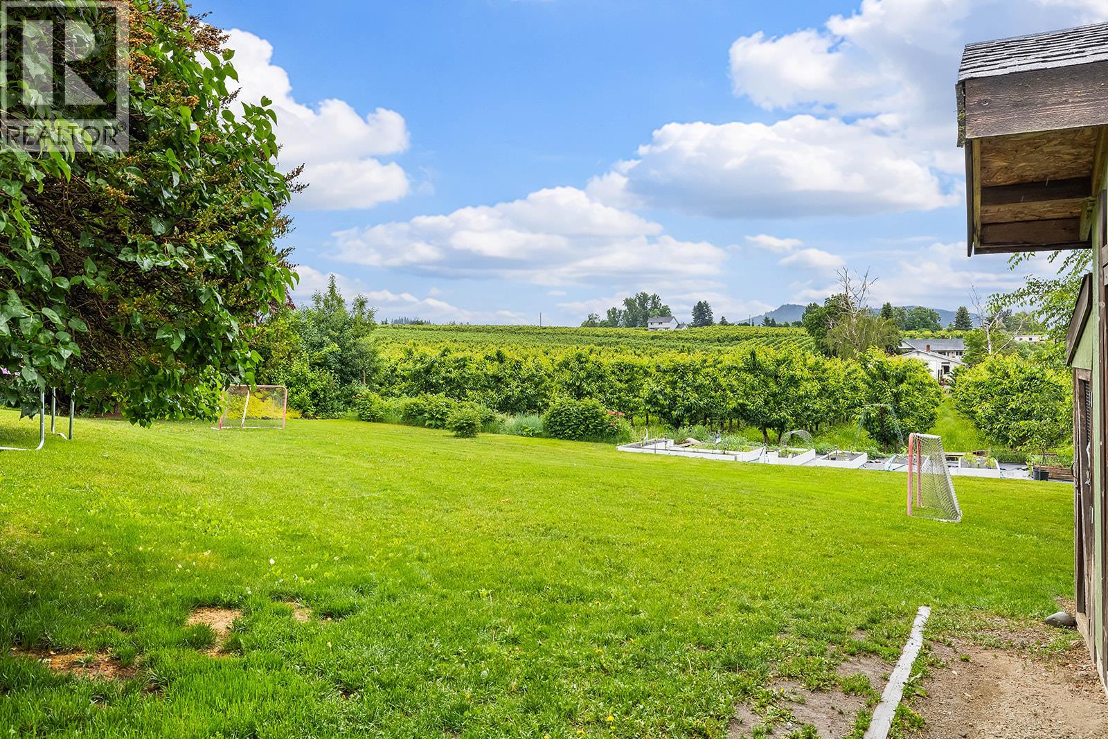 10108 Kel Vern Crescent - 35