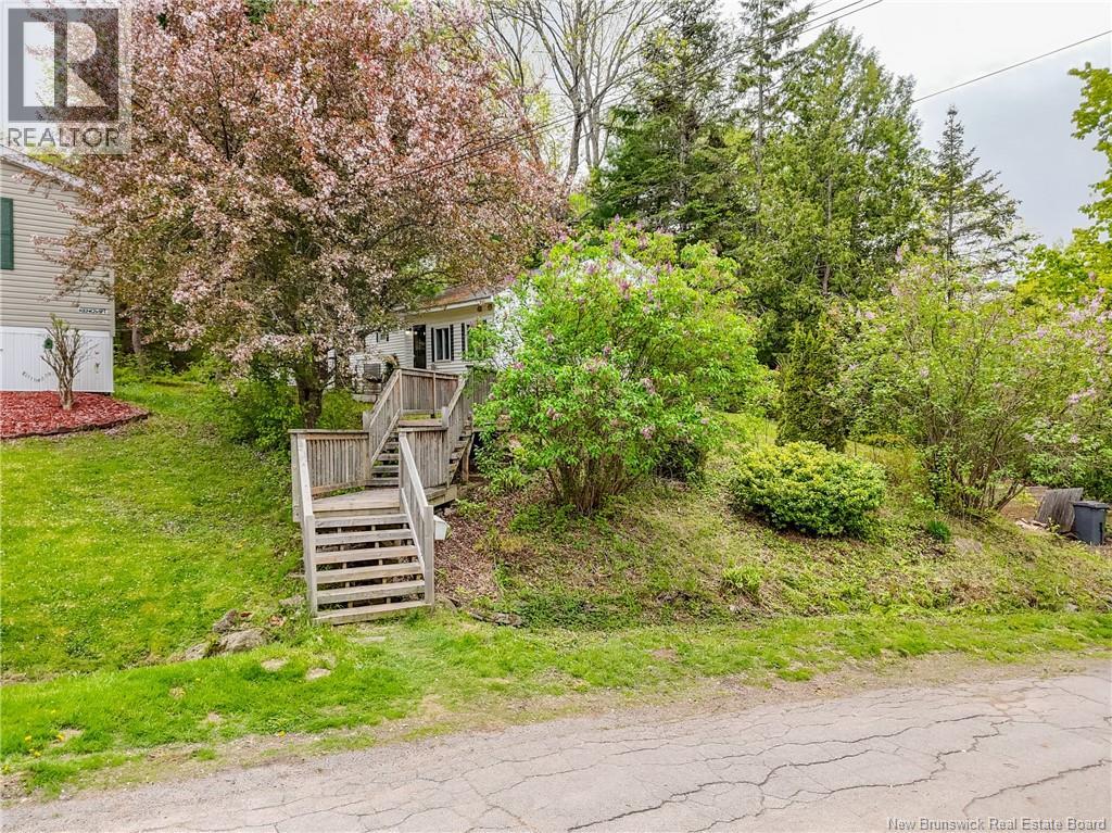 304 Governor Lane - 30