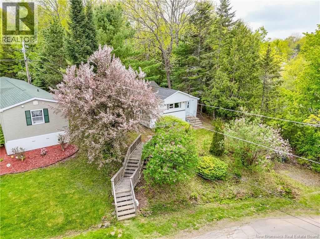 304 Governor Lane - 40