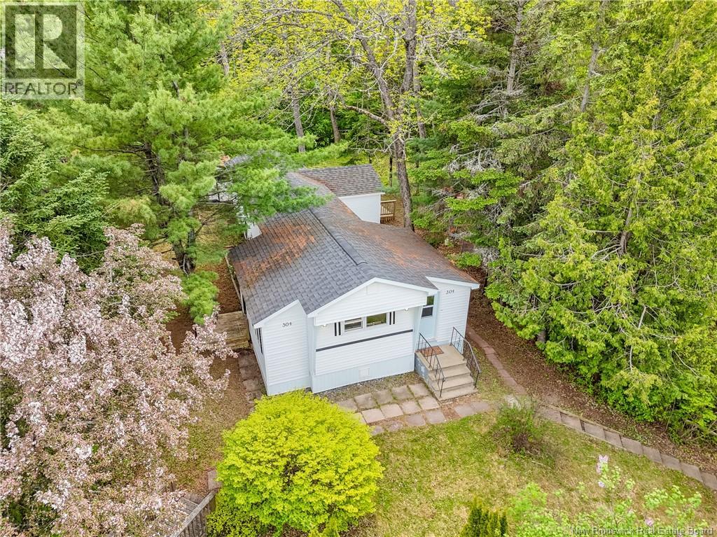 304 Governor Lane - 41