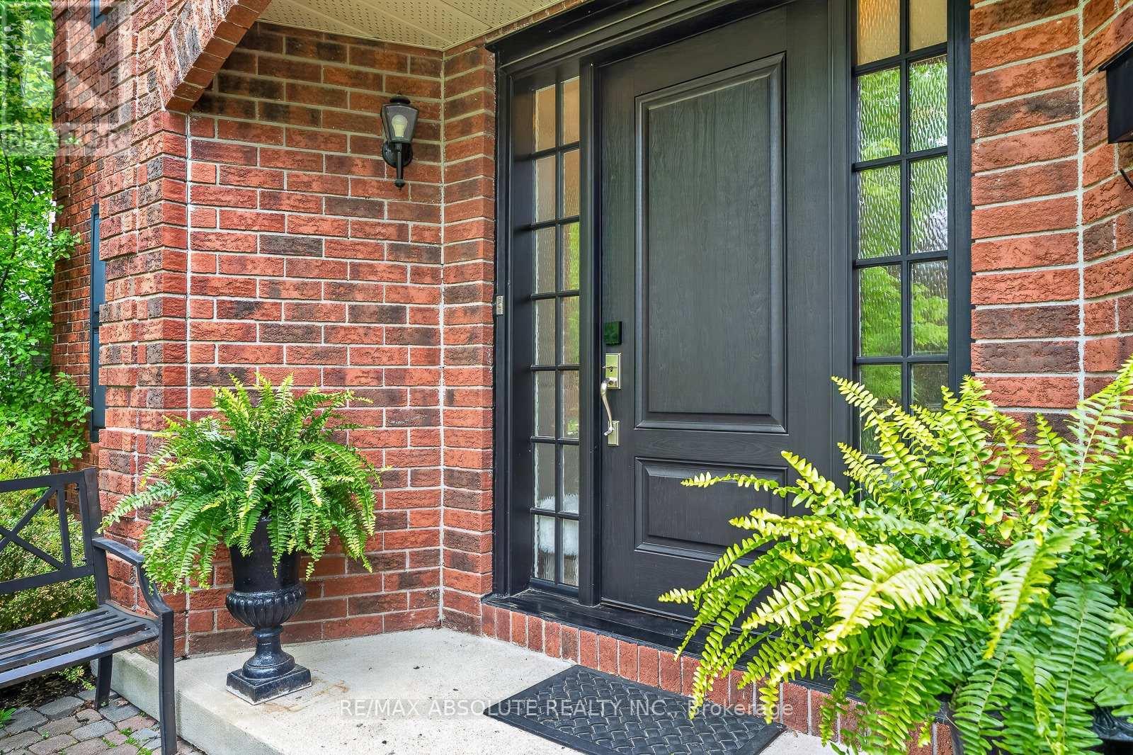 149 LANIGAN CRESCENT - 5