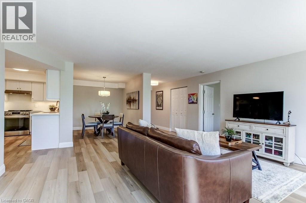 #B405 216 PLAINS Road W - 4