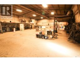 8241 Range Road, Shaunavon, SK S0N2M0 Photo 23