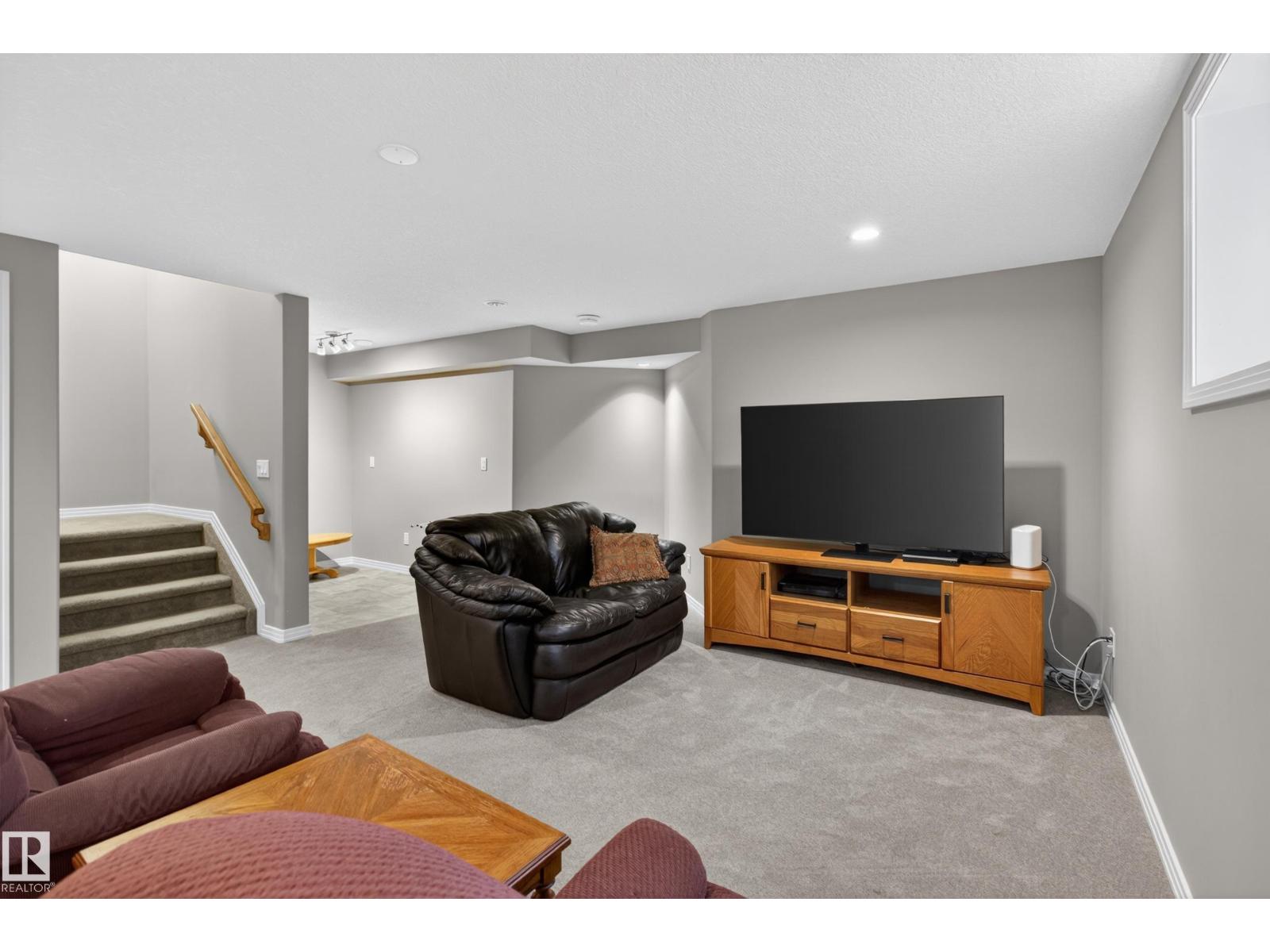 4420 48A ST - 21