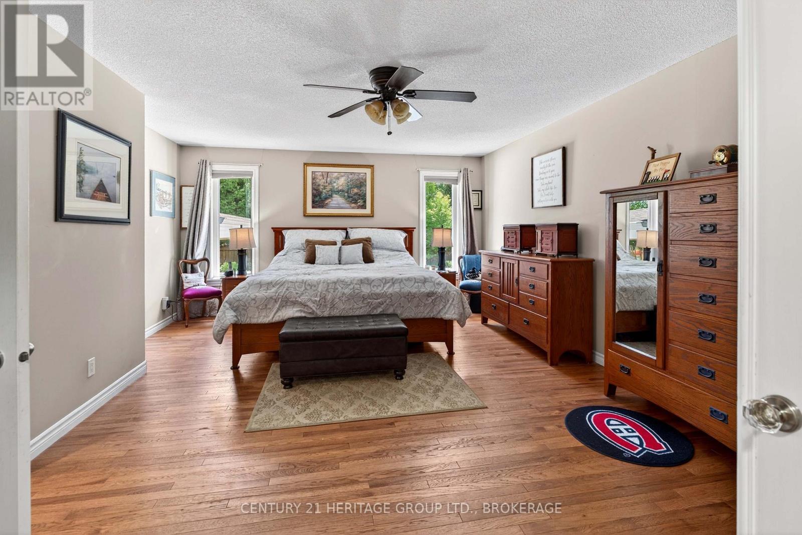 209 SMUGGLER'S COVE DRIVE - 15