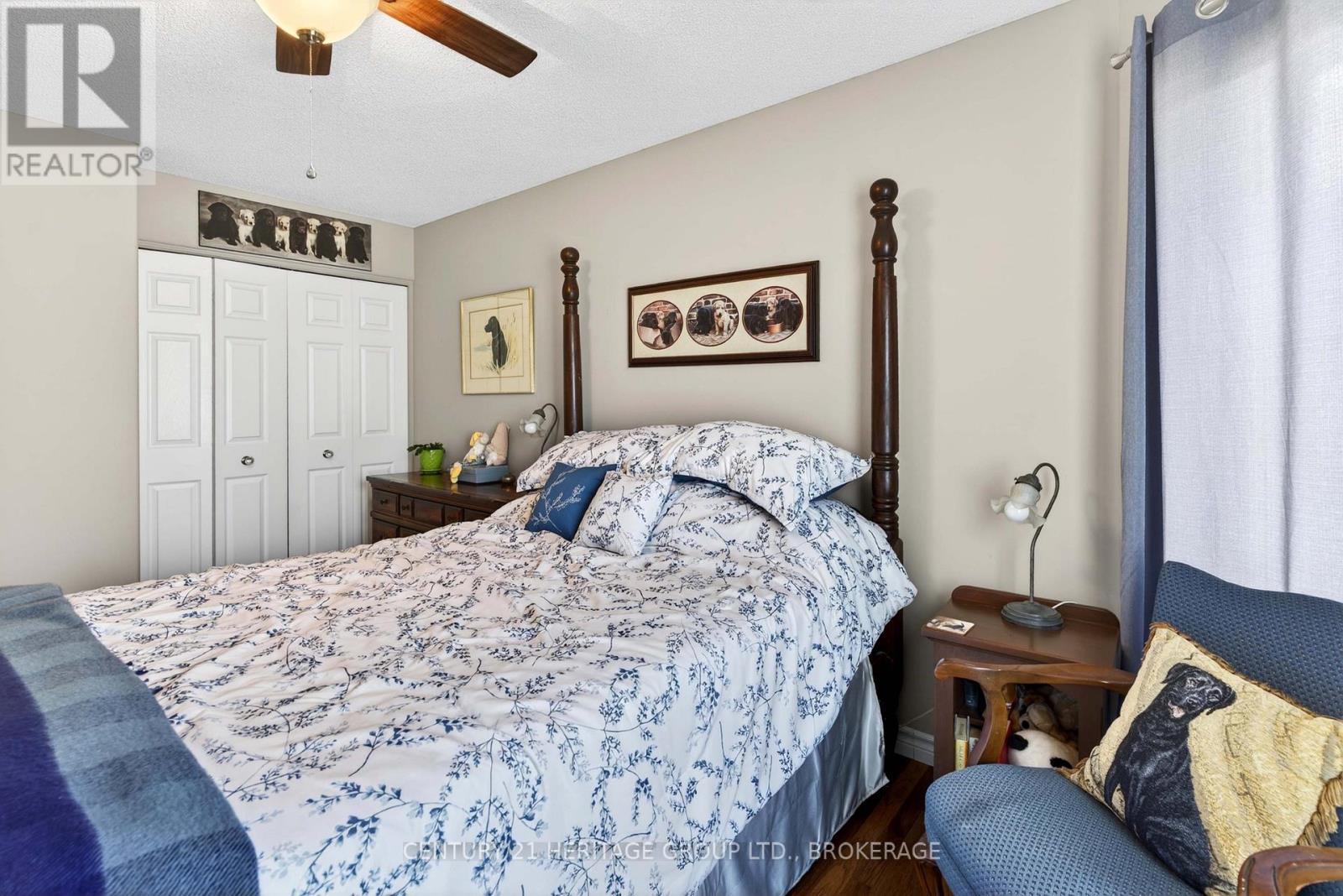 209 SMUGGLER'S COVE DRIVE - 24