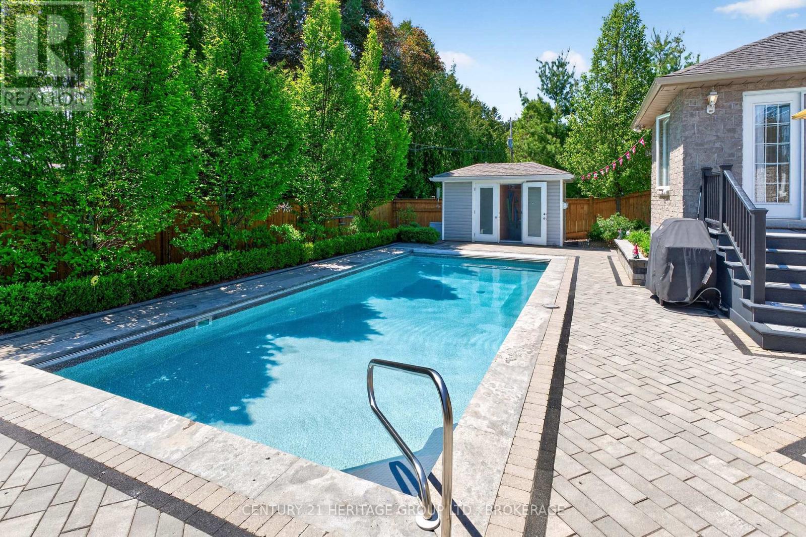 209 SMUGGLER'S COVE DRIVE - 48