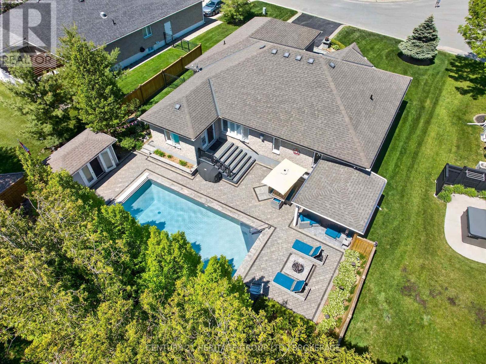 209 SMUGGLER'S COVE DRIVE - 50