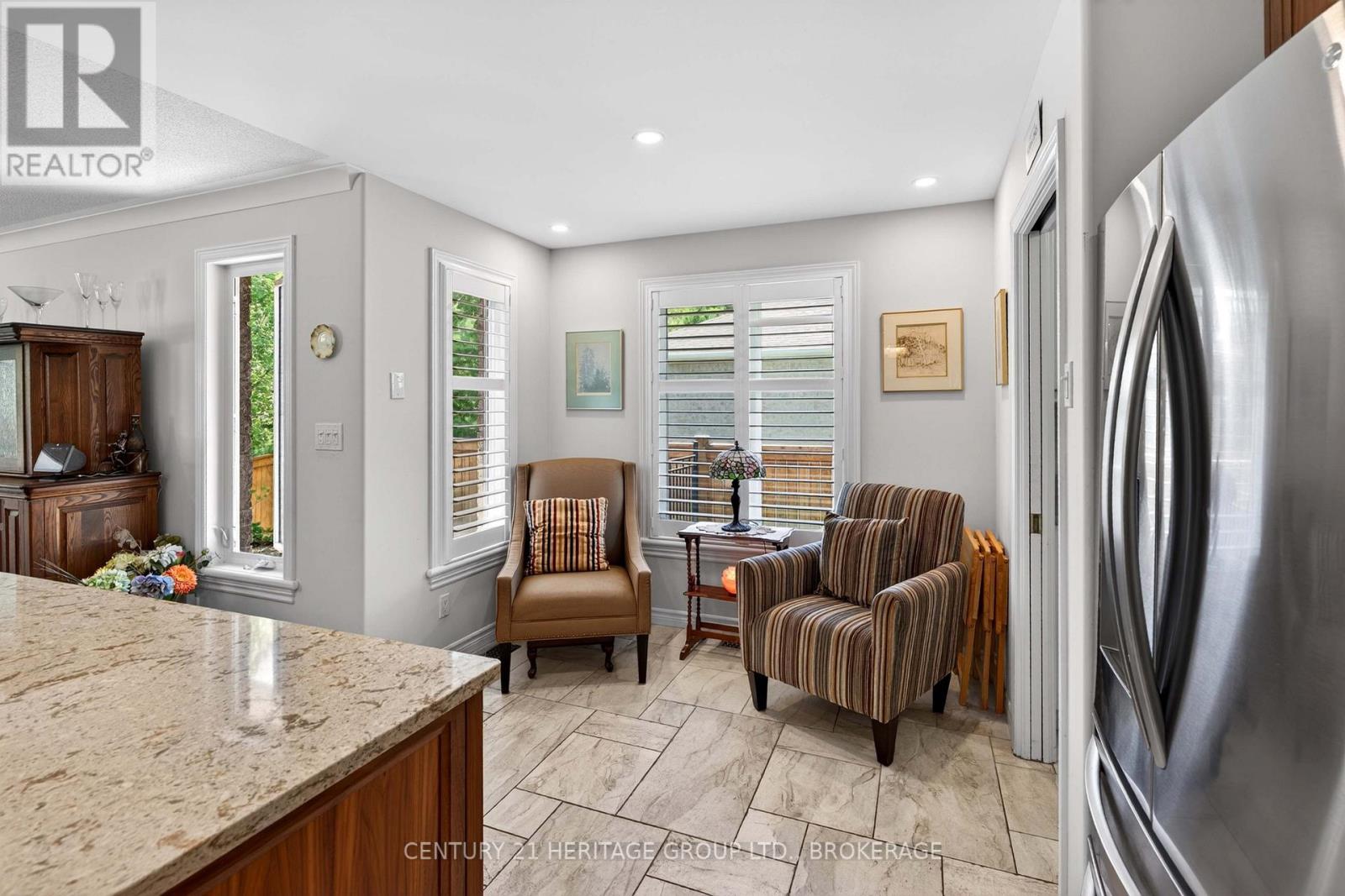 209 SMUGGLER'S COVE DRIVE - 9