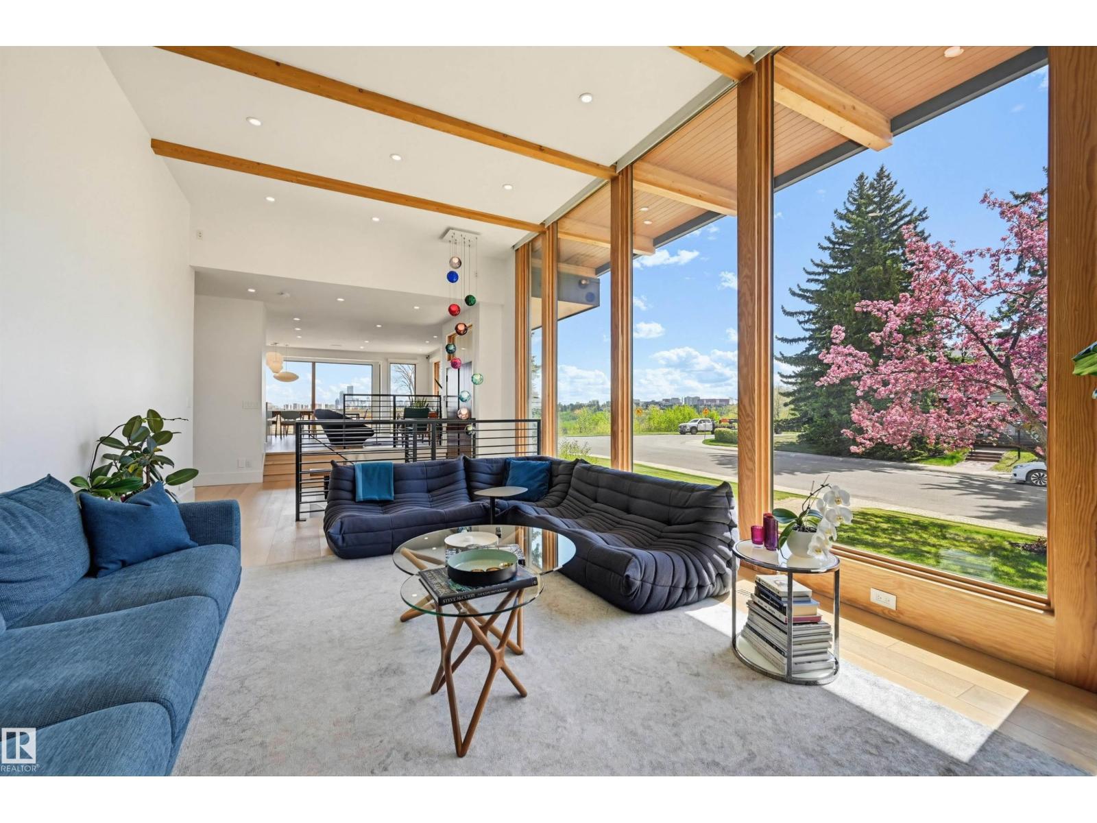 2 VALLEYVIEW CR NW - 28
