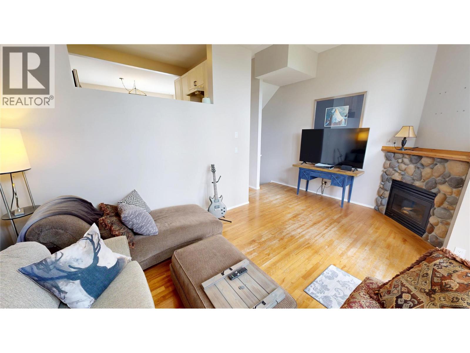 #151 4835 RADIUM Boulevard - 6