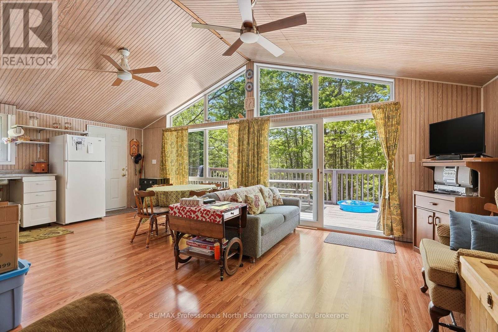 1499 TATTERSAL ROAD - 14