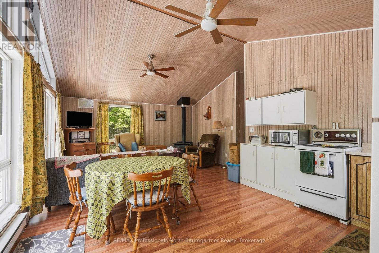 1499 TATTERSAL ROAD - 6