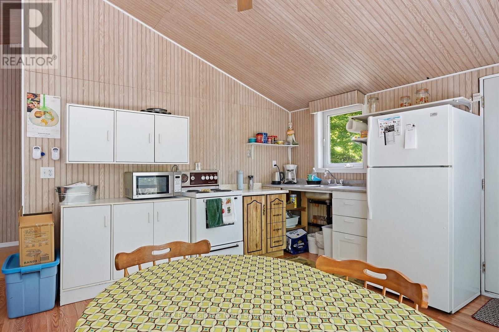 1499 TATTERSAL ROAD - 8