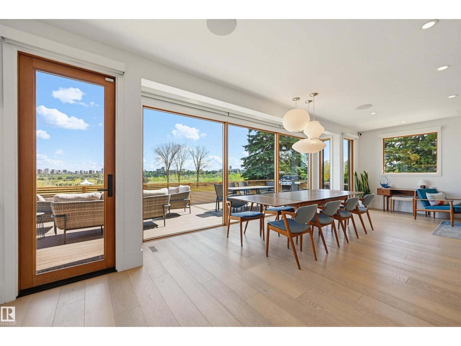 2 VALLEYVIEW CR NW - 15