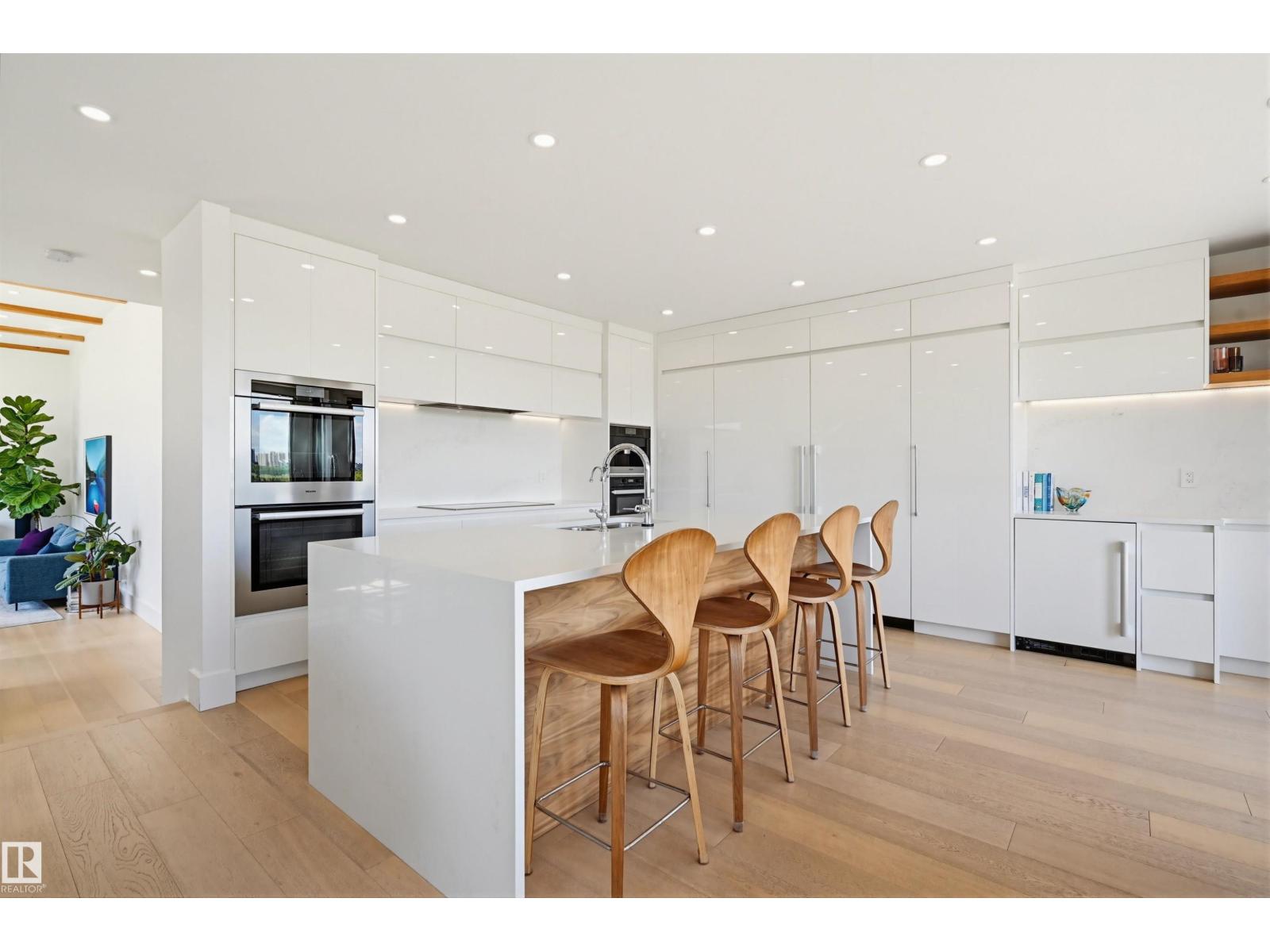 2 VALLEYVIEW CR NW - 18