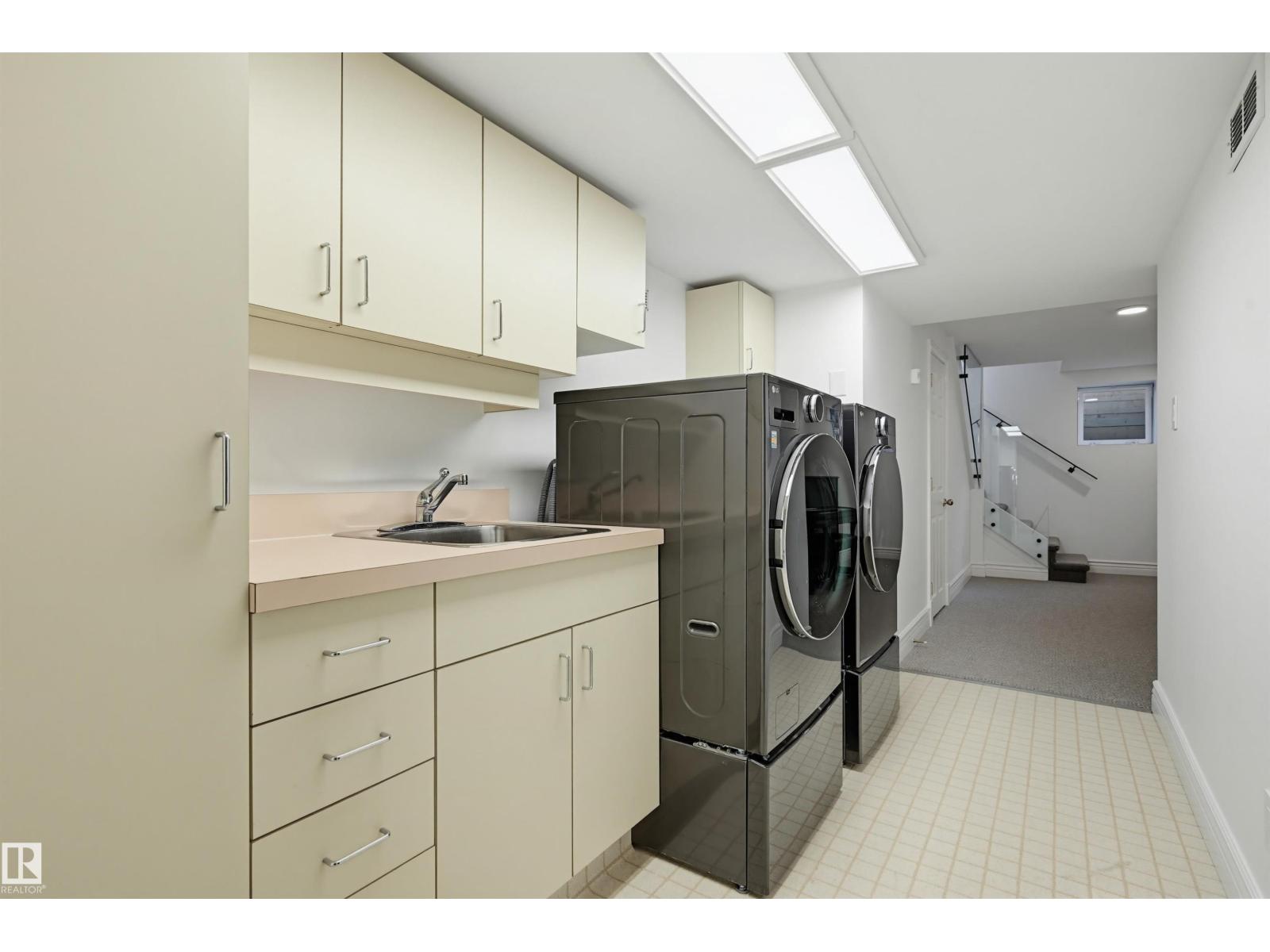 2 VALLEYVIEW CR NW - 61