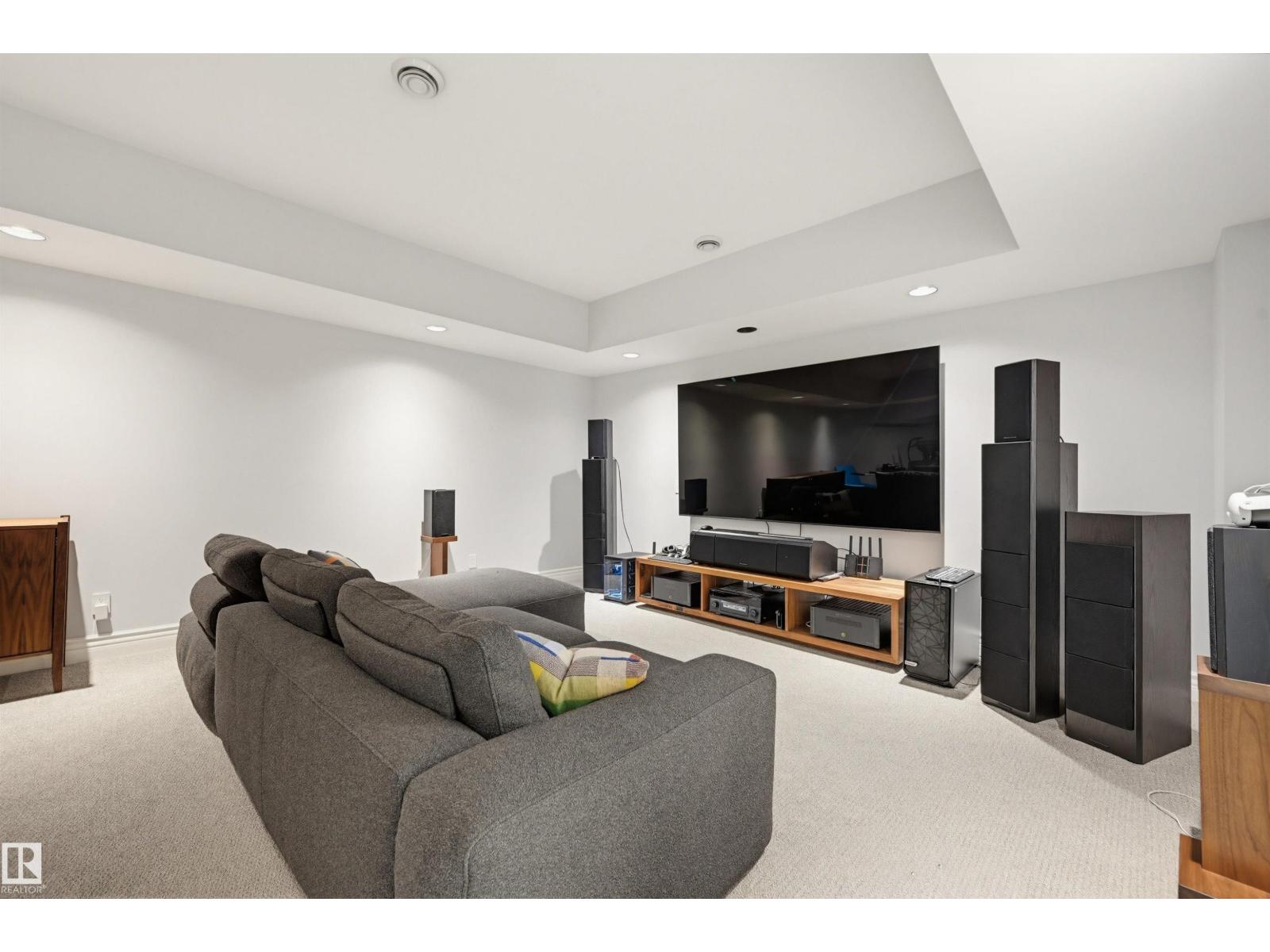 2 VALLEYVIEW CR NW - 52