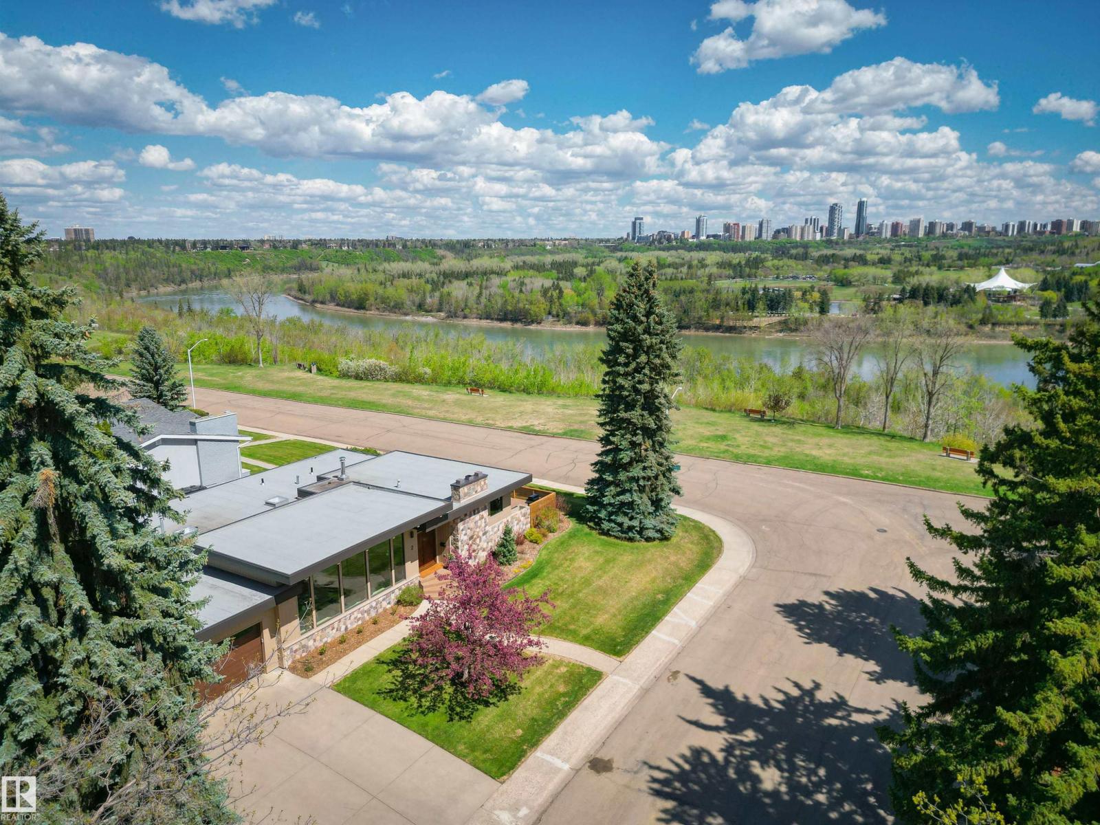 2 VALLEYVIEW CR NW - 73