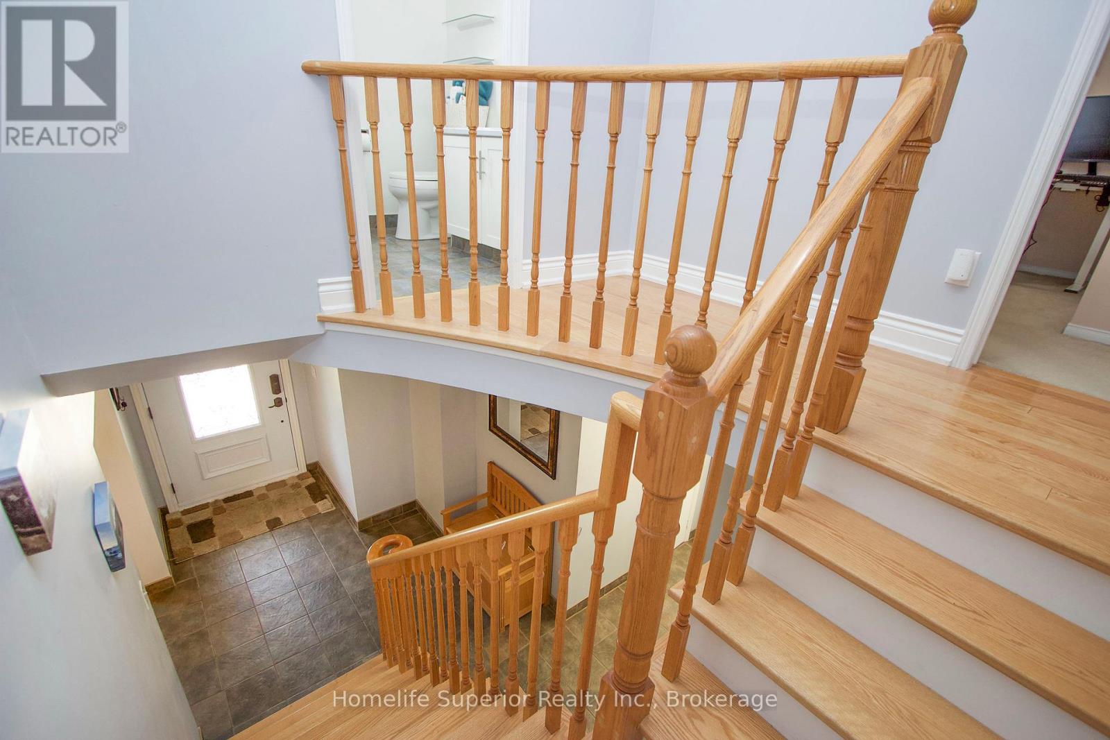 122 SANDRINGHAM DRIVE - 20