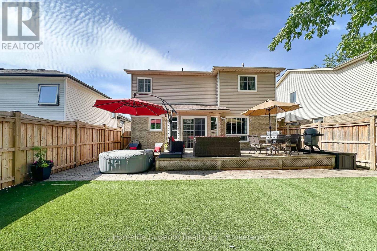 122 SANDRINGHAM DRIVE - 41