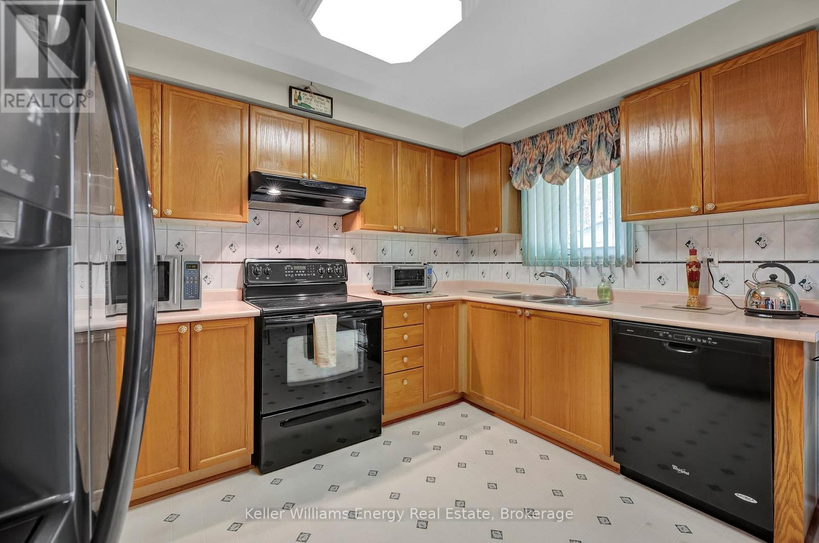 1182 THIMBLEBERRY CIRCLE - 19