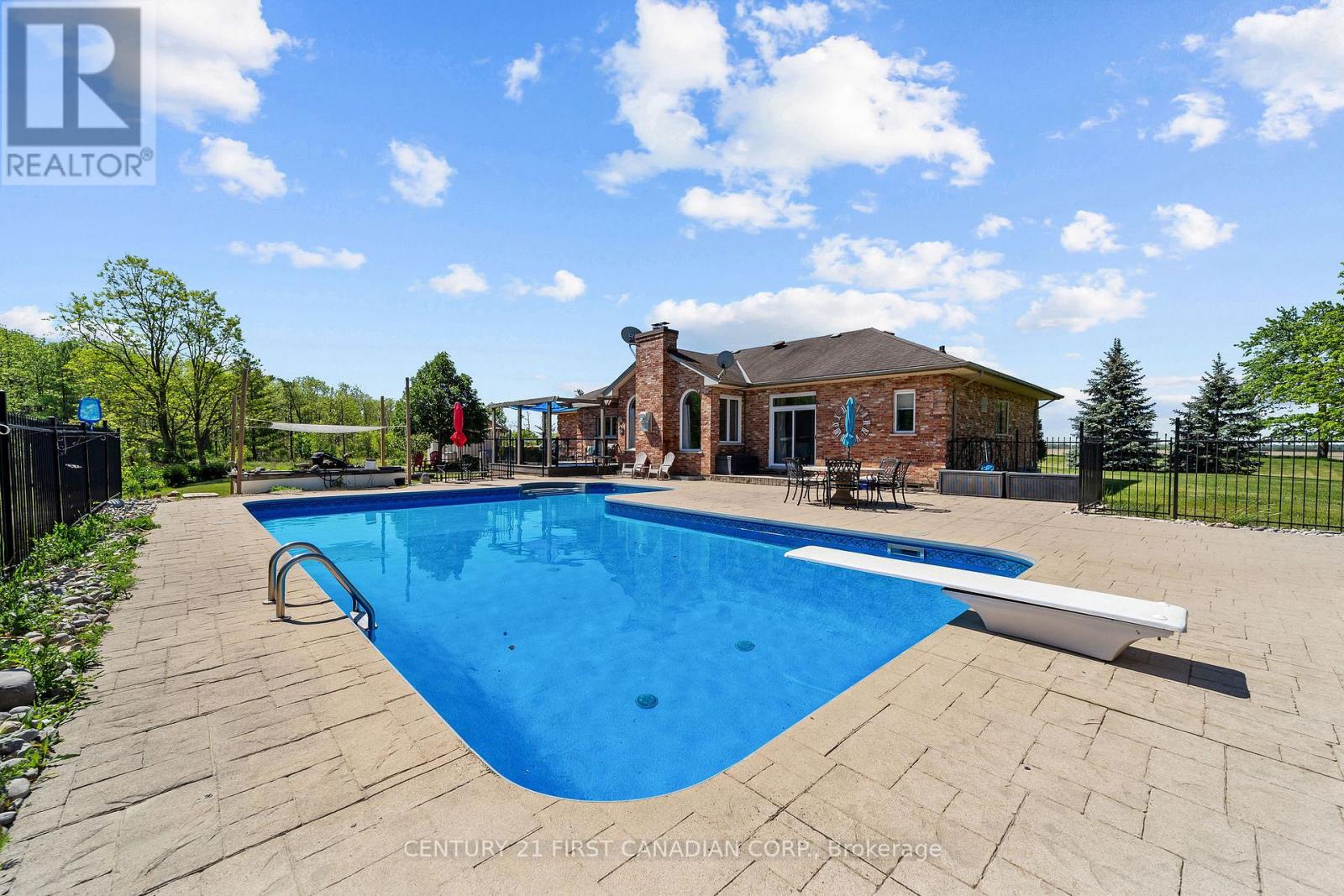 26210 NAIRN ROAD - 17