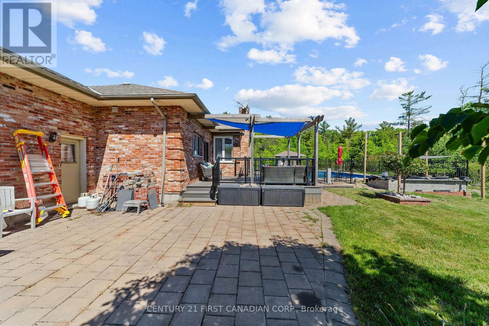 26210 NAIRN ROAD - 24