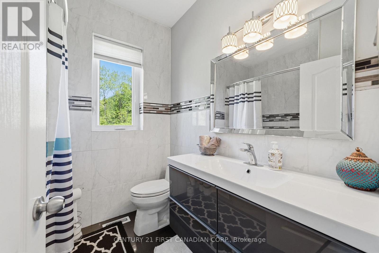 26210 NAIRN ROAD - 43