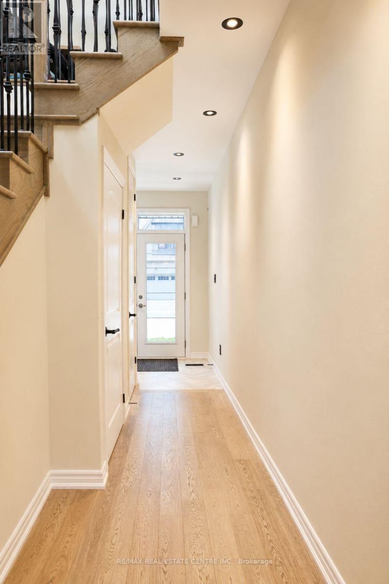 4-bedroom home for sale at 15 CAHILL DRIVE, Brantford ON · photo 5 of 50