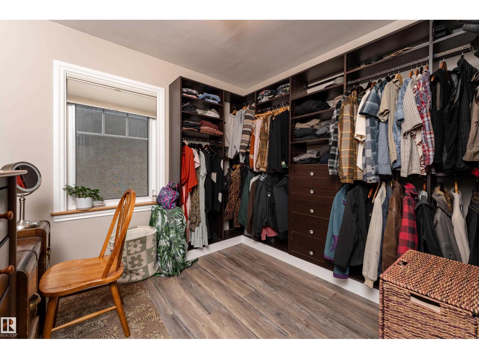 11228 67 ST NW - 9