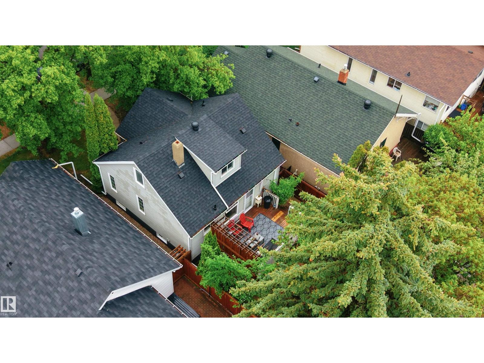 11228 67 ST NW - 26