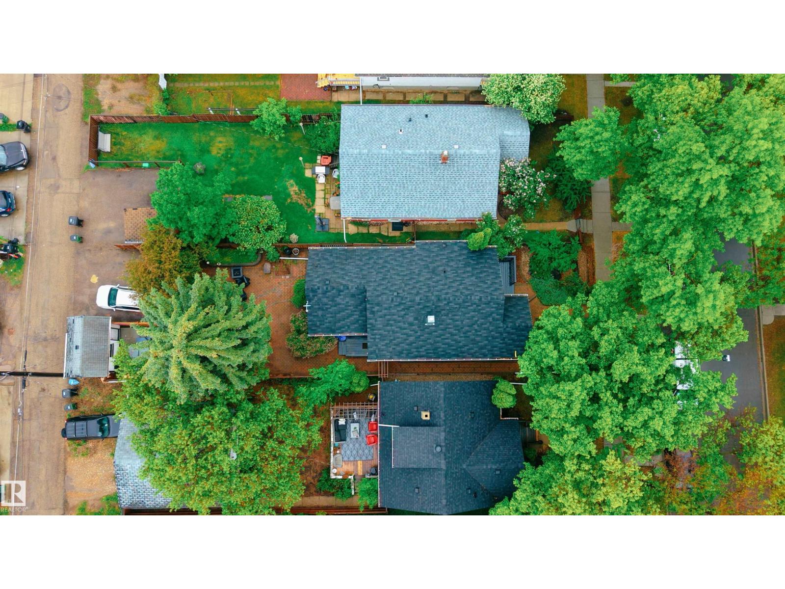 11228 67 ST NW - 25