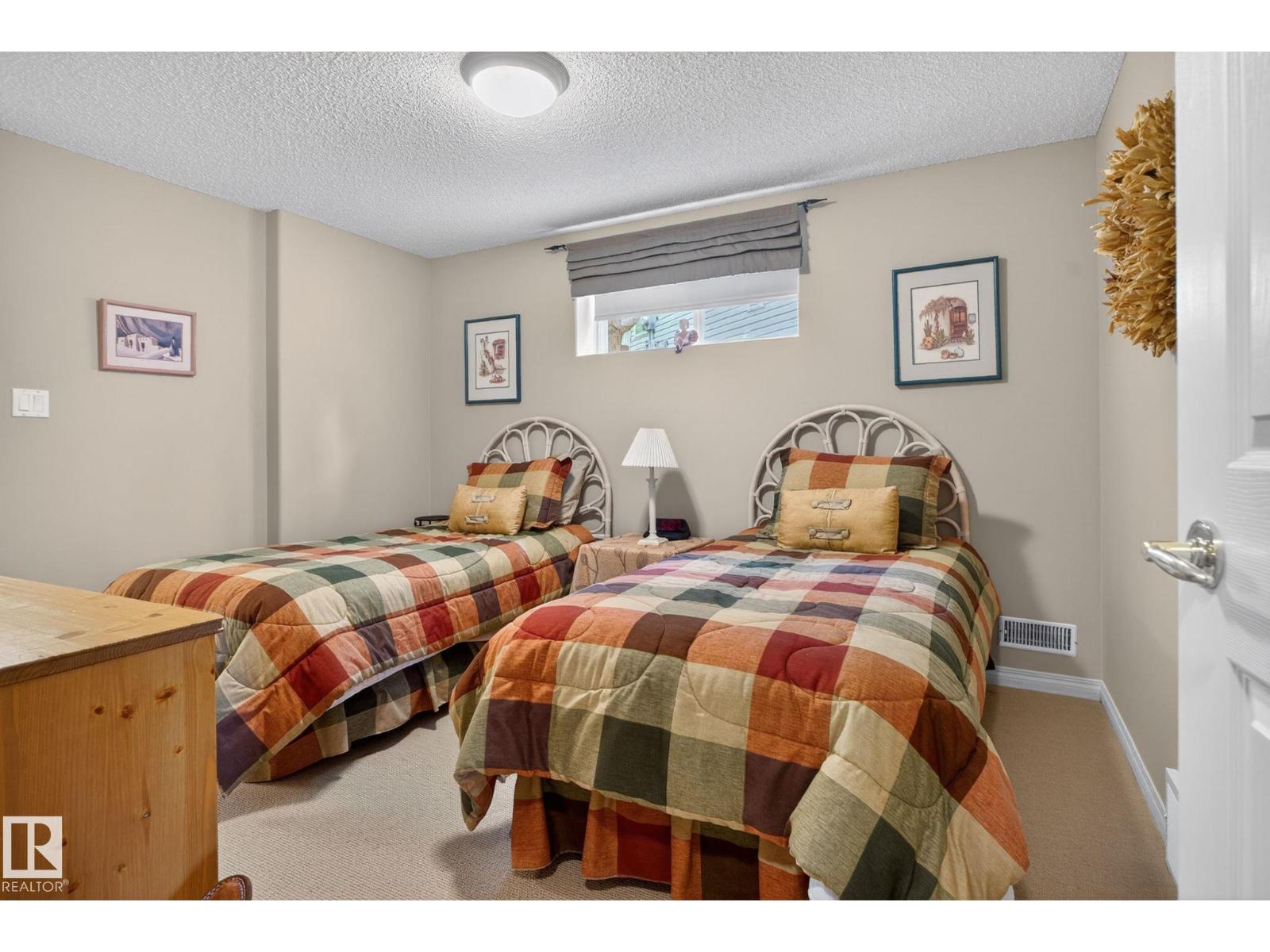 #34 330 GALBRAITH CL NW - 24