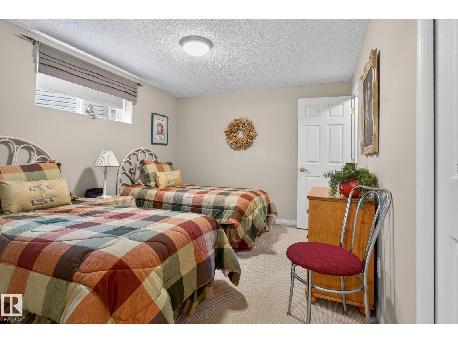 #34 330 GALBRAITH CL NW - 28