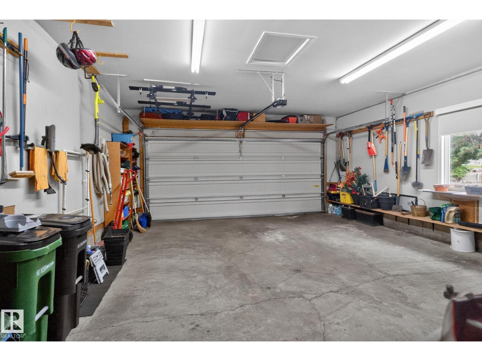 #34 330 GALBRAITH CL NW - 45