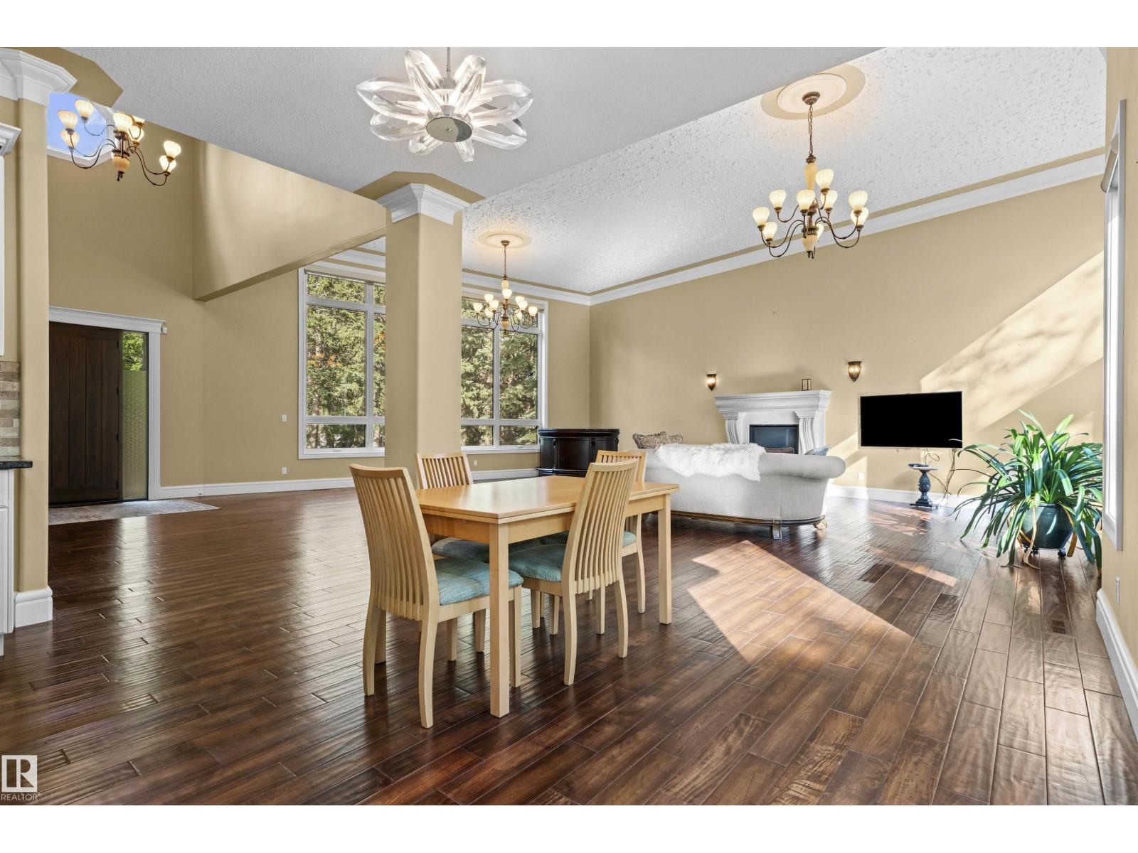 116 WINDERMERE CR NW - 12