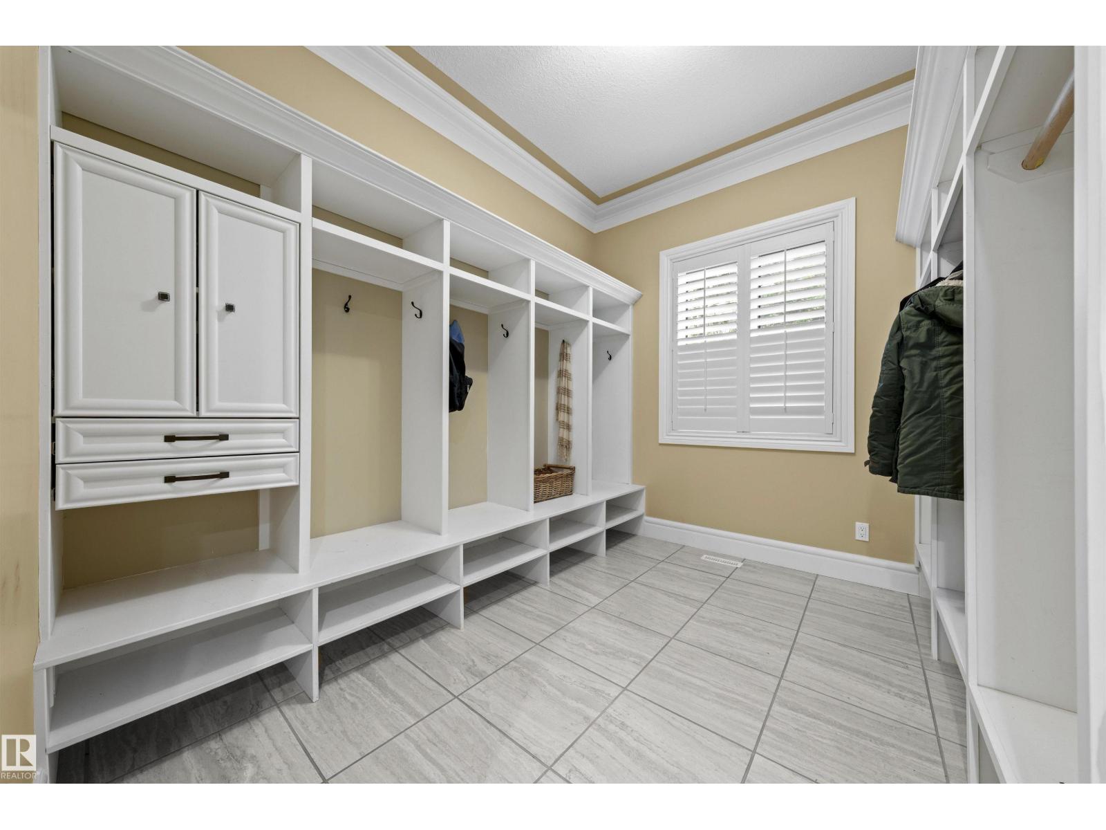 116 WINDERMERE CR NW - 24